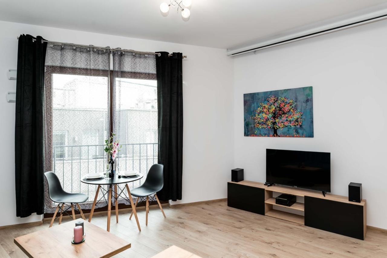 Ferienwohnung Apartwro - Apartament Przy Wyspie Slodowej, Garaz, Projektor, Rowery Breslau Exterior foto