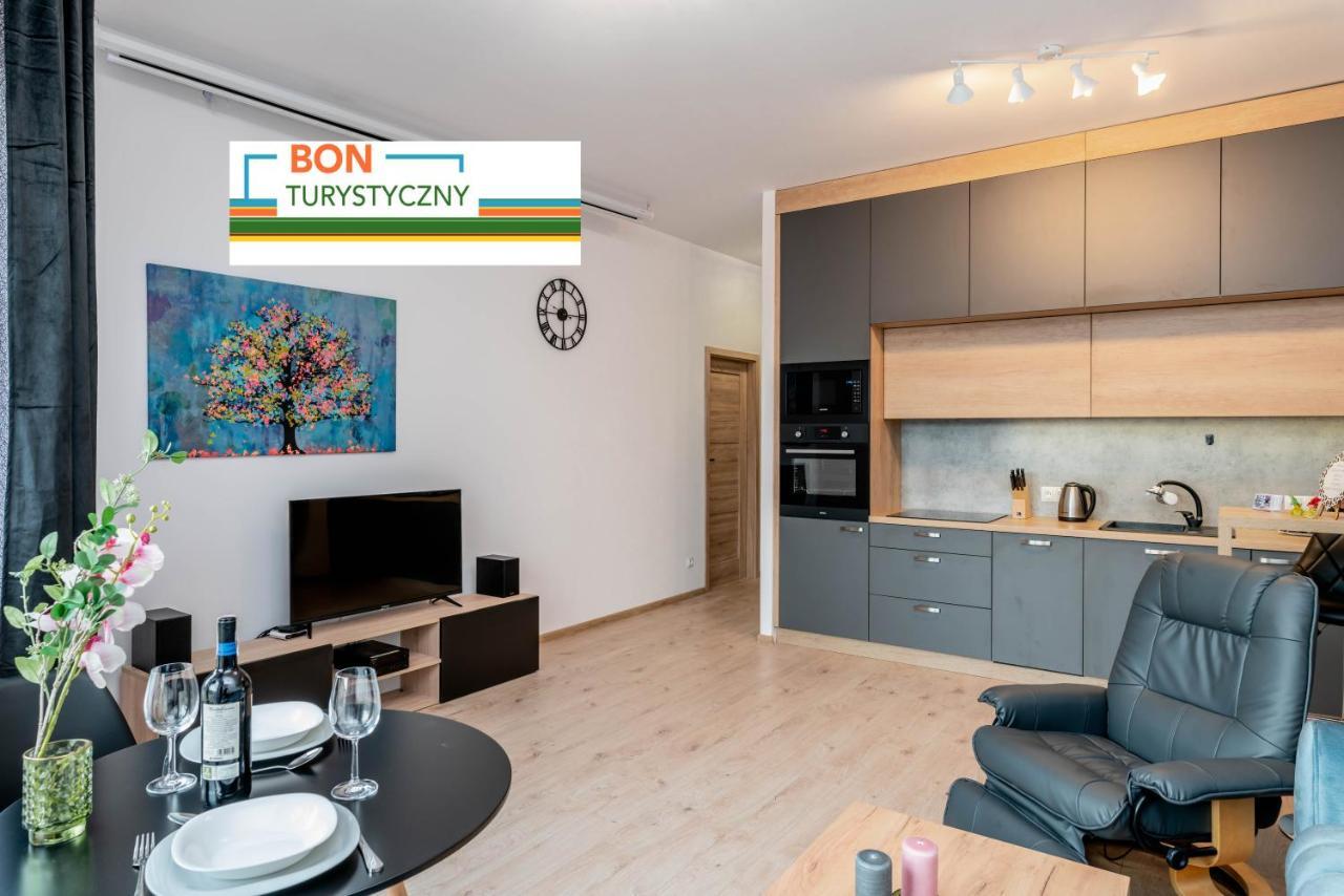 Ferienwohnung Apartwro - Apartament Przy Wyspie Slodowej, Garaz, Projektor, Rowery Breslau Exterior foto